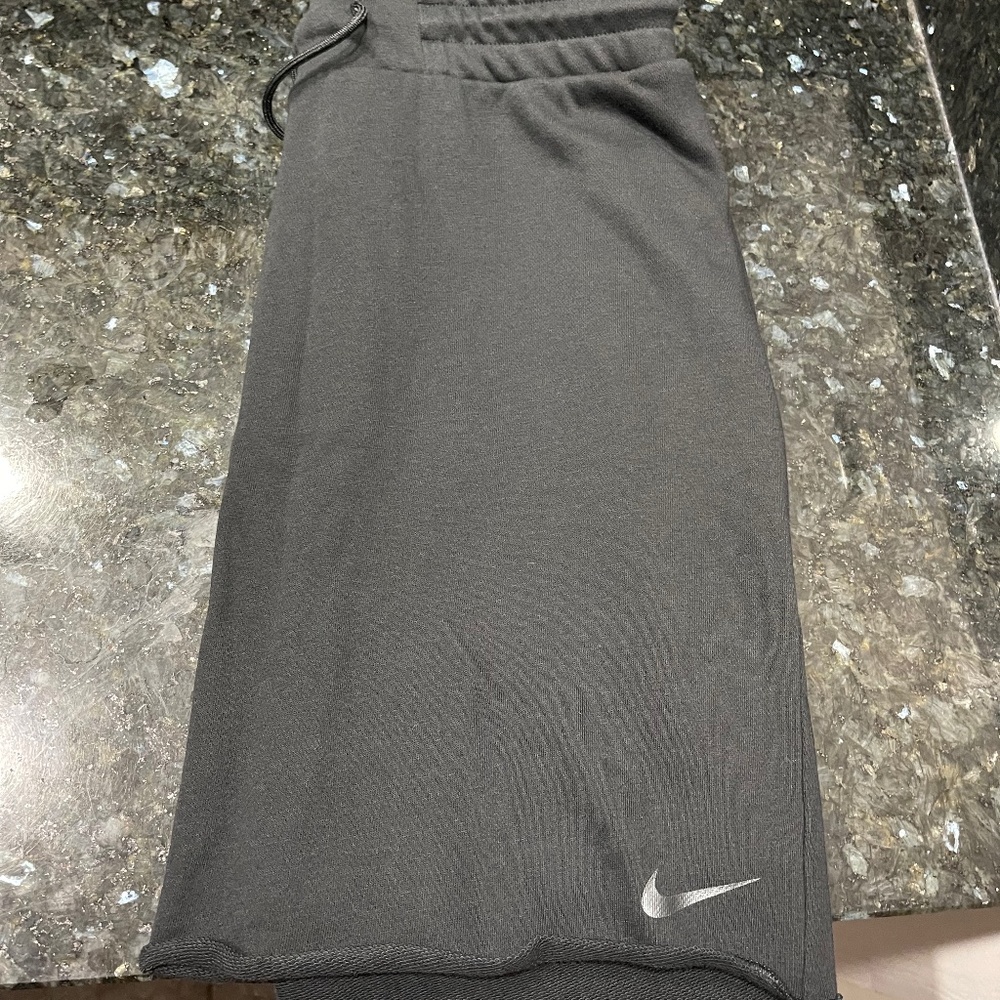 Brand new Nike athletic skirt M